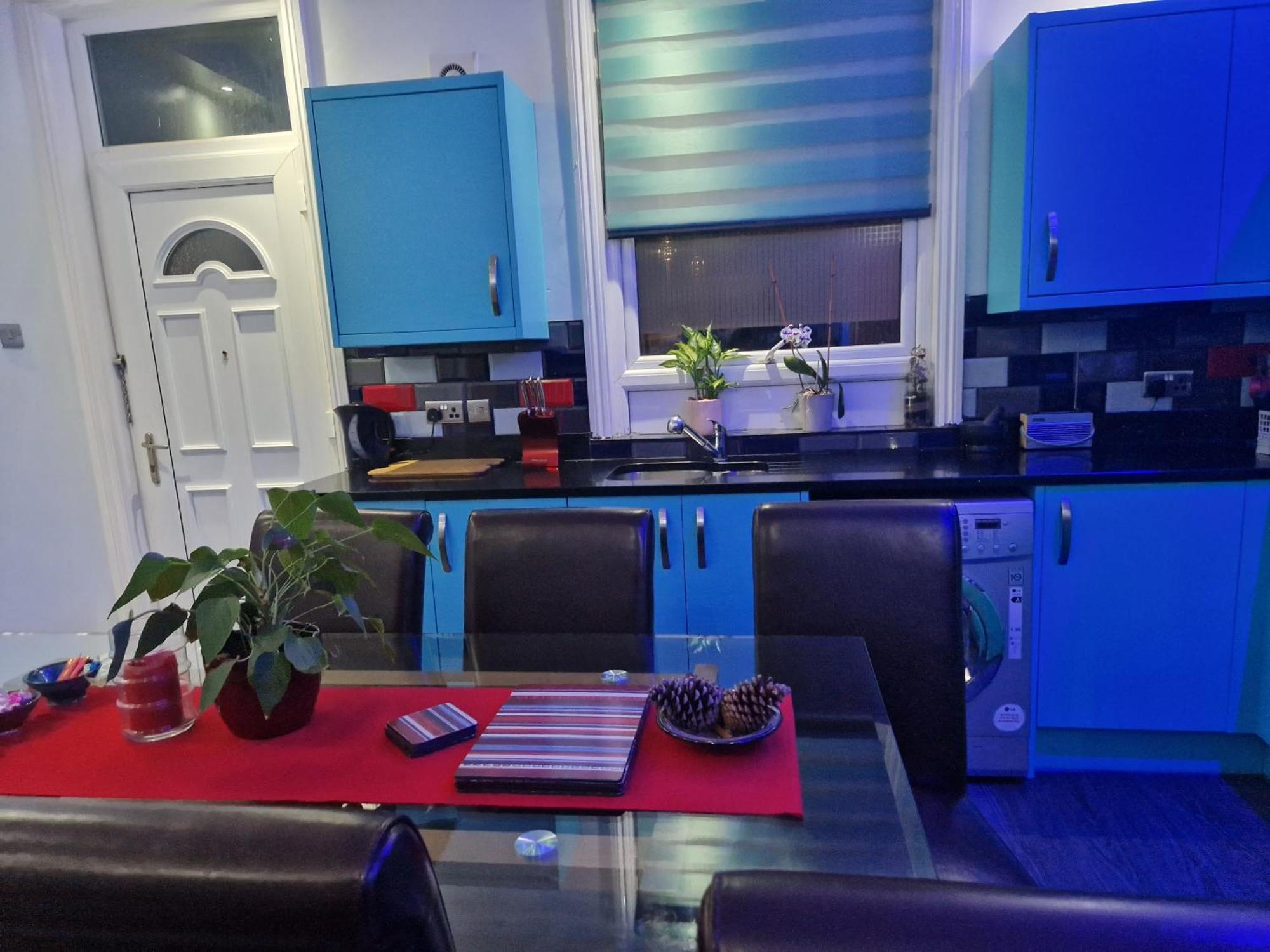ليدز Kayumba Properties Ltd المظهر الخارجي الصورة